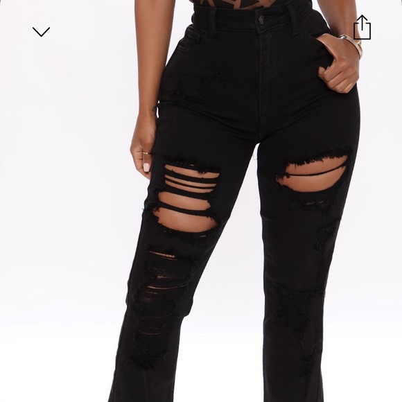 BRAND NEW! Straight leg boyfriend jeans - Picture 3 of 4